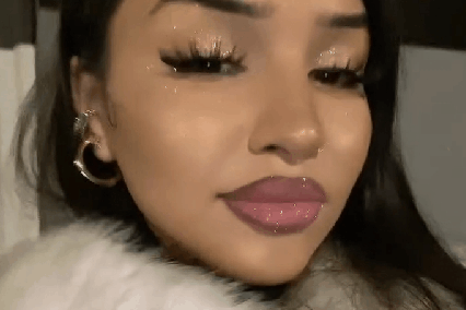Sheglittary Pretty Glitter Lip Kit - viral shade - SHEGLITTARY